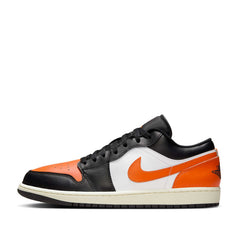 Un paio di Nike Jordan Air Jordan 1 Low Footwear Un paio di Nike Jordan Air Jordan 1 Low Footwear