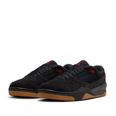 Un paio di Nike Jordan Jordan Flight Court Footwear Un paio di Nike Jordan Jordan Flight Court Footwear