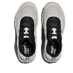 Un paio di Norda Run 002 M Footwear Un paio di Norda Run 002 M Footwear