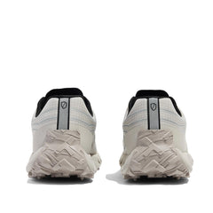 Un paio di Norda Run 002 M Footwear Un paio di Norda Run 002 M Footwear