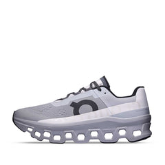 Un paio di On Cloudmster Footwear Un paio di On Cloudmster Footwear
