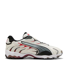 Un paio di Puma Inhale Footwear Un paio di Puma Inhale Footwear