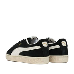 Un paio di Puma Suede Charlse F Stead Footwear Un paio di Puma Suede Charlse F Stead Footwear