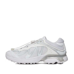 Un paio di Salomon Xt-Whisper Footwear Un paio di Salomon Xt-Whisper Footwear