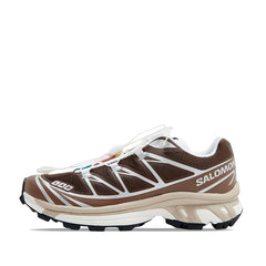 Un paio di Salomon Xt-6 Footwear Un paio di Salomon Xt-6 Footwear