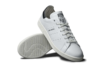 Un paio di Adidas Originals Stan Smith Lux Footwear Un paio di Adidas Originals Stan Smith Lux Footwear