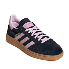 Un paio di Adidas Originals Handball Spezial Footwear Un paio di Adidas Originals Handball Spezial Footwear