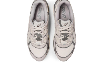 Un paio di Asics Gel-Nyc Footwear Un paio di Asics Gel-Nyc Footwear