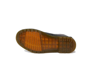 Un paio di Dr Martens 1460 8 Eye Boot Black Greasy Footwear Un paio di Dr Martens 1460 8 Eye Boot Black Greasy Footwear