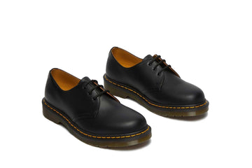 Un paio di Dr Martens 1461 3 Eye Shoe Footwear Un paio di Dr Martens 1461 3 Eye Shoe Footwear