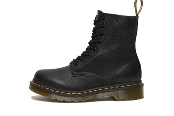 Un paio di Dr Martens 1460 Pascal Virginia Black Footwear Un paio di Dr Martens 1460 Pascal Virginia Black Footwear