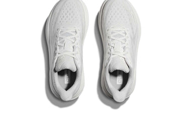 Un paio di Hoka One Clifton 9 Footwear Un paio di Hoka One Clifton 9 Footwear