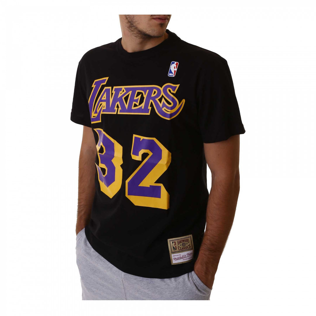 Number deals 32 lakers