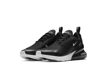 Un paio di Nike Air Max 270 Footwear Un paio di Nike Air Max 270 Footwear