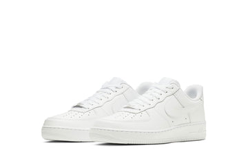 Un paio di Nike Air Force 1 '07 Footwear Un paio di Nike Air Force 1 '07 Footwear