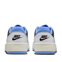 Un paio di Nike Full Force Low Footwear Un paio di Nike Full Force Low Footwear