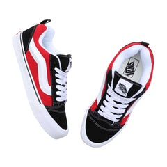 Un paio di Vans Knu Skool Footwear Un paio di Vans Knu Skool Footwear