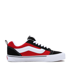 Un paio di Vans Knu Skool Footwear Un paio di Vans Knu Skool Footwear