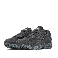 Un paio di New Balance 2002 Rdb Protection Pack Footwear