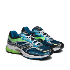 Un paio di Saucony Progrid Omni 9 Footwear
