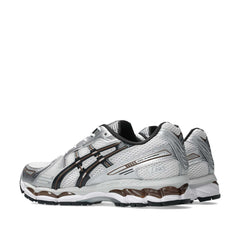 Un paio di Asics Gel-Kayano 12.1 Footwear