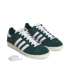 Un paio di Adidas Originals Jabbar Lo Footwear