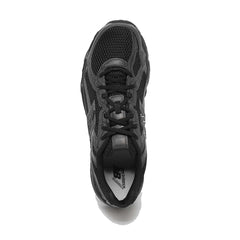 Un paio di New Balance U740bs2 Footwear