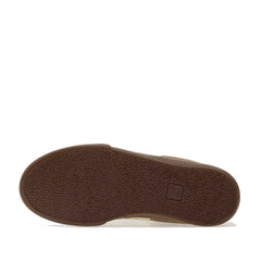Un paio di Veja Panenka Footwear