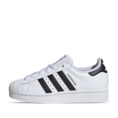 Un paio di Adidas Originals Superstar Ii Gs Stringa Footwear