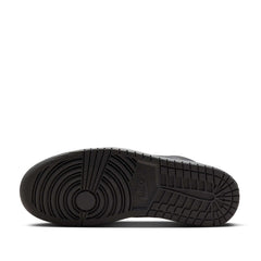 Un paio di Nike Jordan Air Jordan 1 Low Se Craft Footwear