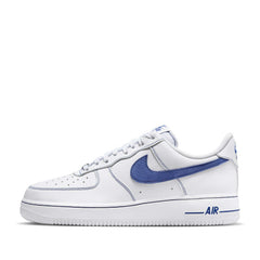 Un paio di Nike Air Force 1 '07 Lv8 Footwear
