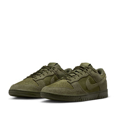 Un paio di Nike Dunk Low Retro Se Footwear