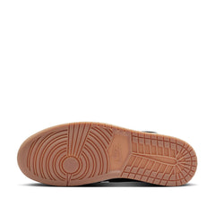 Un paio di Nike Jordan Air Jordan 1 Retro Hight Og Flight Club Footwear