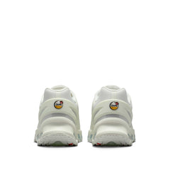 Un paio di Nike W Air Max Dn8 Footwear