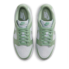 Un paio di Nike Dunk Low Footwear