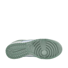 Un paio di Nike Dunk Low Footwear