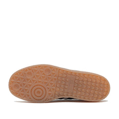 Un paio di Adidas Originals W Samba Platform Footwear