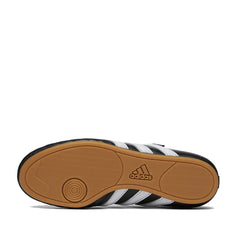 Un paio di Adidas Originals Taekwondo W Footwear