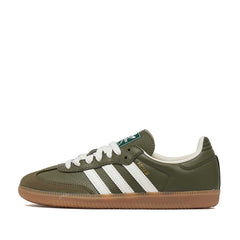 Un paio di Adidas Originals Samba Og Footwear