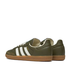 Un paio di Adidas Originals Samba Og Footwear