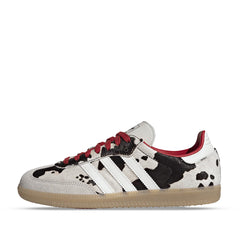 Un paio di Adidas Originals Samba Og W Footwear