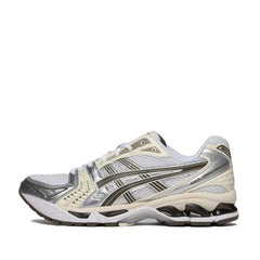 Un paio di Asics Gel-Kayano 14 Footwear