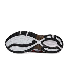 Un paio di Asics Gel-1130 Footwear