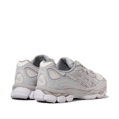 Un paio di Asics Gel-Nyc Footwear