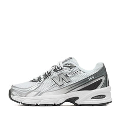 Un paio di New Balance 740 Ph2 Footwear