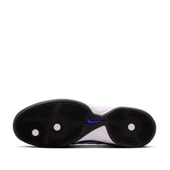 Un paio di Nike Total 90 Footwear