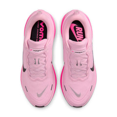 Un paio di Nike Vomero Plus Footwear