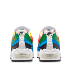 Un paio di Nike Air Max 95 Og 