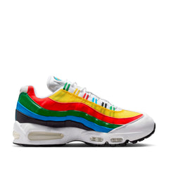 Un paio di Nike Air Max 95 Og 