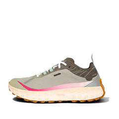 Un paio di Norda Run 001 M Footwear